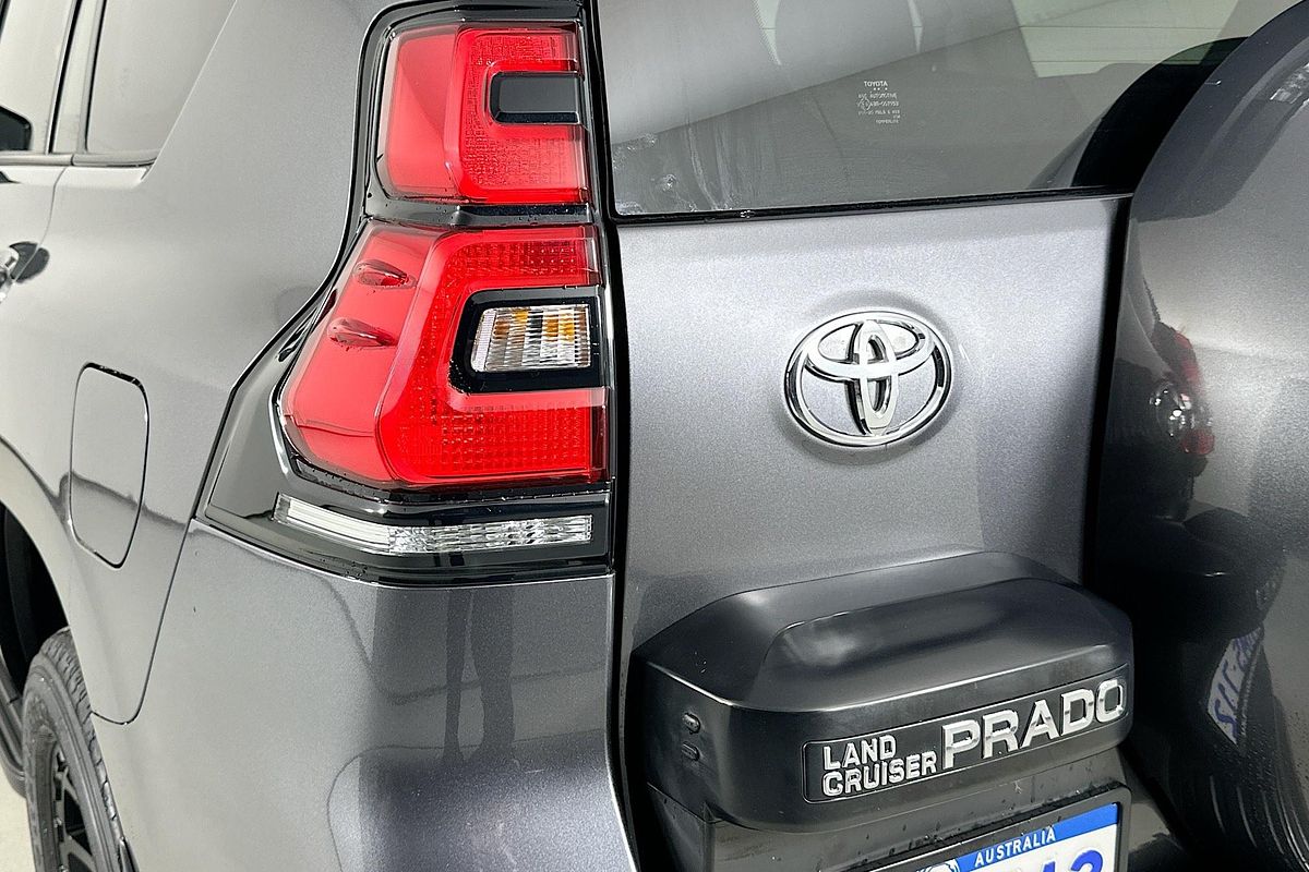 2022 Toyota LANDCRUISER PRADO GXL PREMIUM INTERIOR GDJ150R