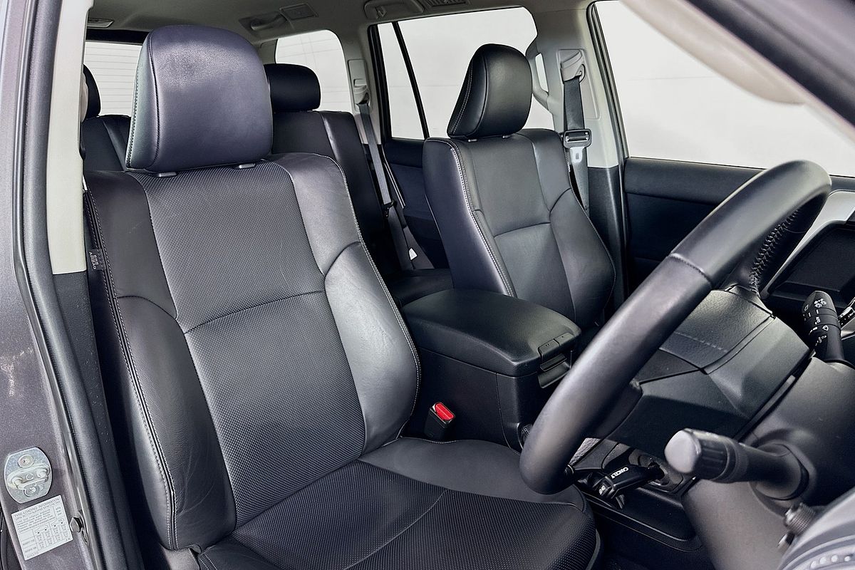 2022 Toyota LANDCRUISER PRADO GXL PREMIUM INTERIOR GDJ150R