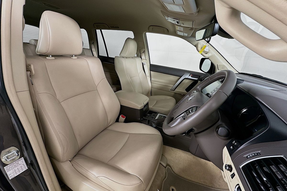 2024 Toyota LANDCRUISER PRADO VX GDJ150R