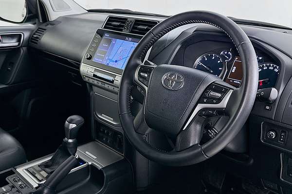 2022 Toyota LANDCRUISER PRADO GXL PREMIUM INTERIOR GDJ150R