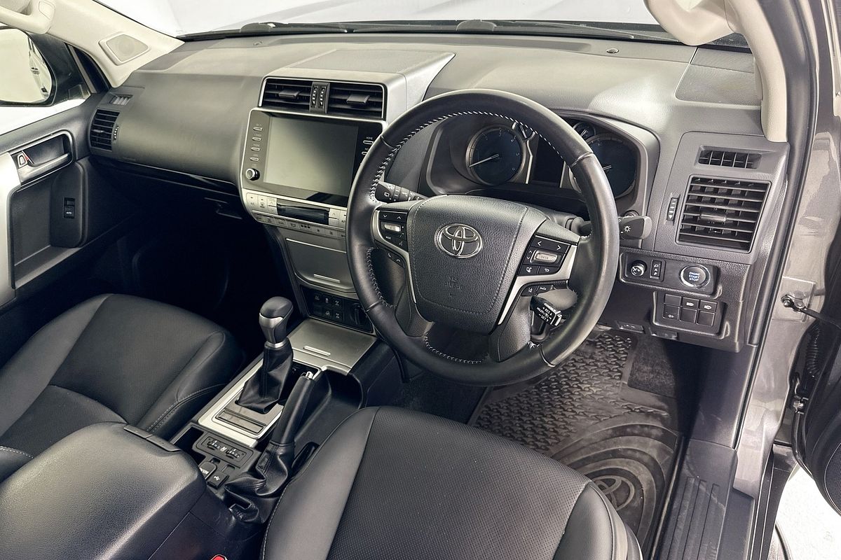 2022 Toyota LANDCRUISER PRADO GXL PREMIUM INTERIOR GDJ150R