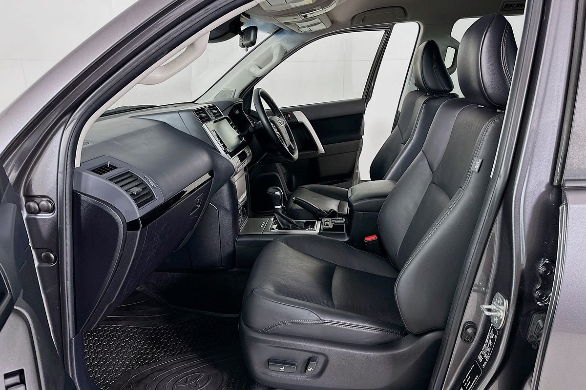 2022 Toyota LANDCRUISER PRADO GXL PREMIUM INTERIOR GDJ150R