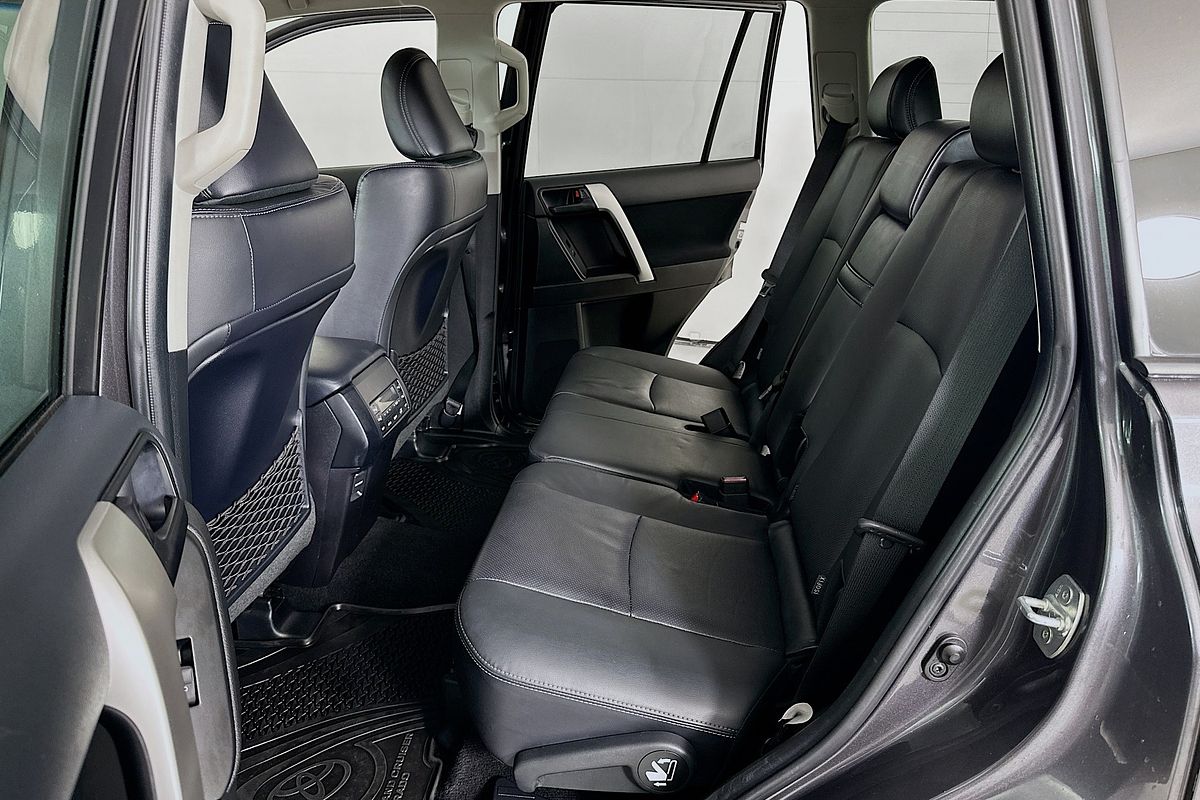 2022 Toyota LANDCRUISER PRADO GXL PREMIUM INTERIOR GDJ150R
