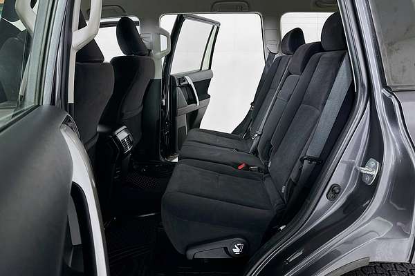 2022 Toyota LANDCRUISER PRADO GX 7 SEAT GDJ150R