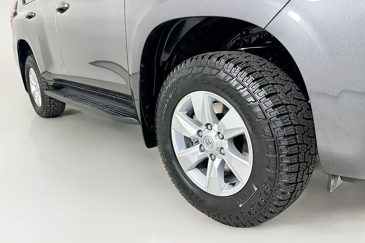 2022 Toyota LANDCRUISER PRADO GXL PREMIUM INTERIOR GDJ150R