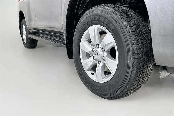 2022 Toyota LANDCRUISER PRADO GXL PREMIUM INTERIOR GDJ150R