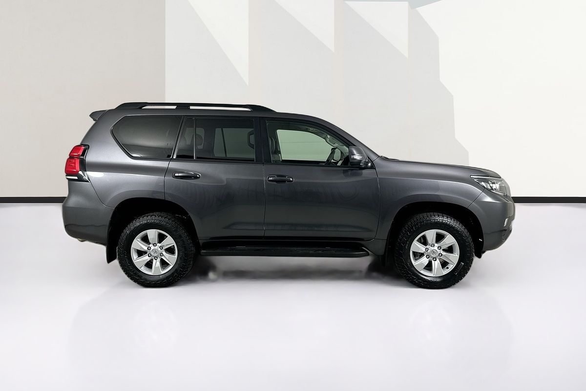2022 Toyota LANDCRUISER PRADO GXL PREMIUM INTERIOR GDJ150R