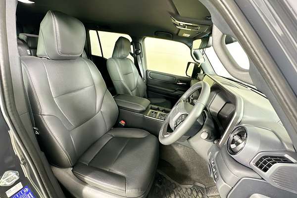 2024 Toyota LANDCRUISER PRADO GXL GDJ150R