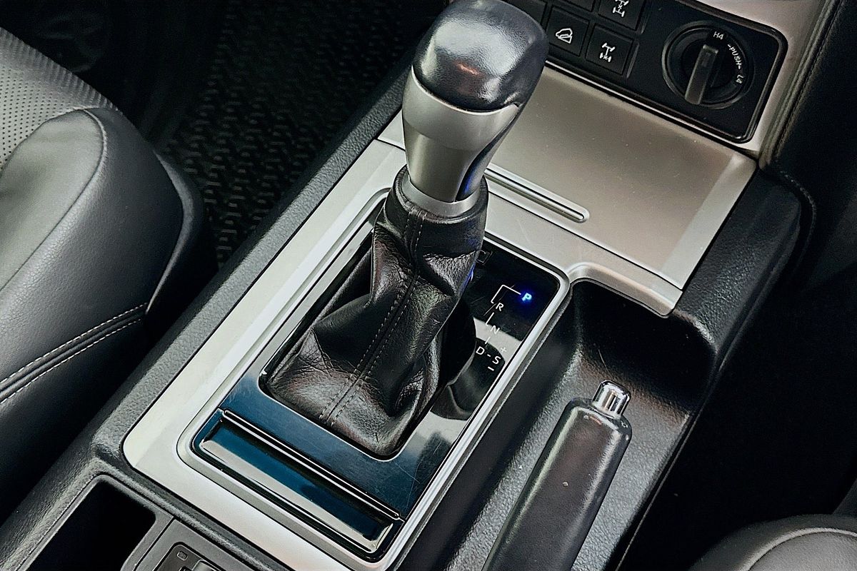 2021 Toyota LANDCRUISER PRADO GXL PREMIUM INTERIOR GDJ150R