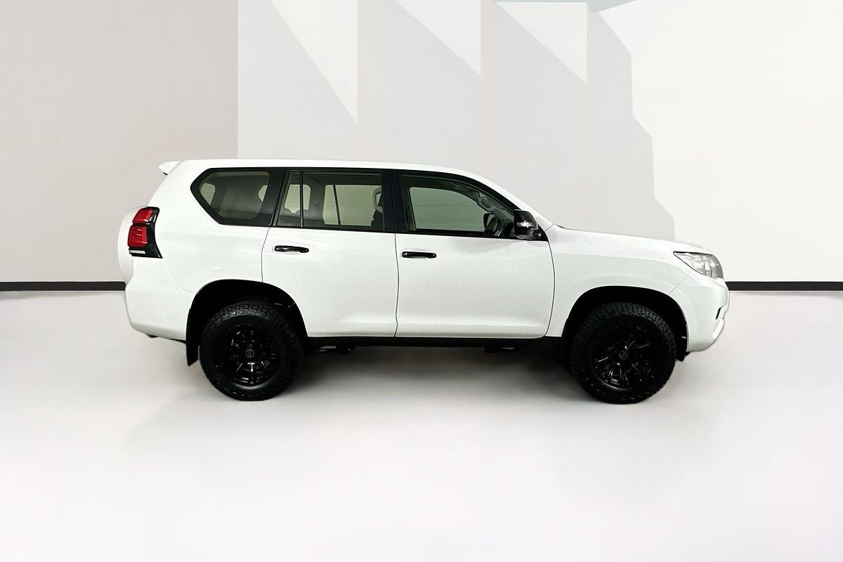 2023 Toyota LANDCRUISER PRADO GX GDJ150R
