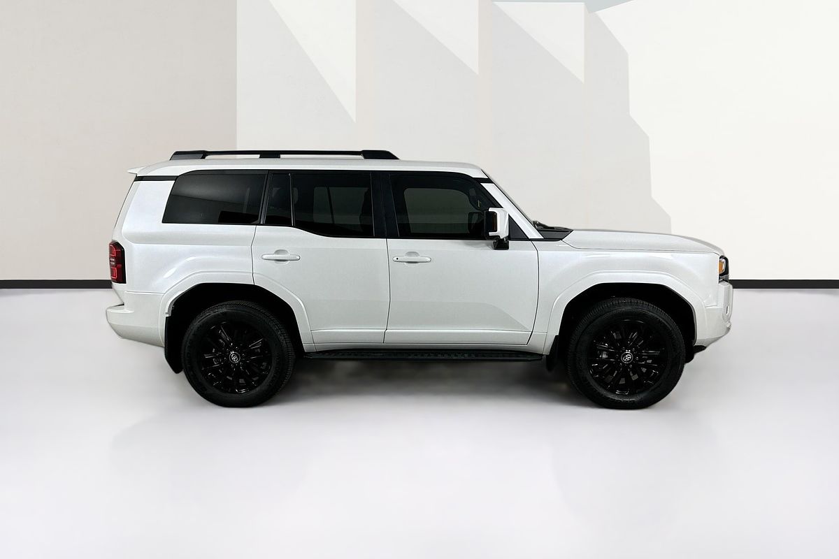 2025 Toyota LANDCRUISER PRADO VX FROSTED WHITE GDJ251R