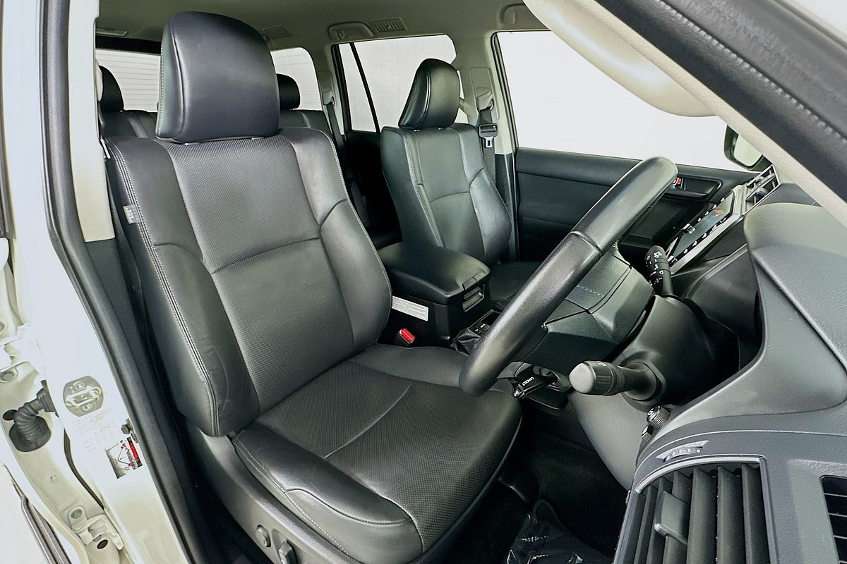 2021 Toyota LANDCRUISER PRADO GXL PREMIUM INTERIOR GDJ150R