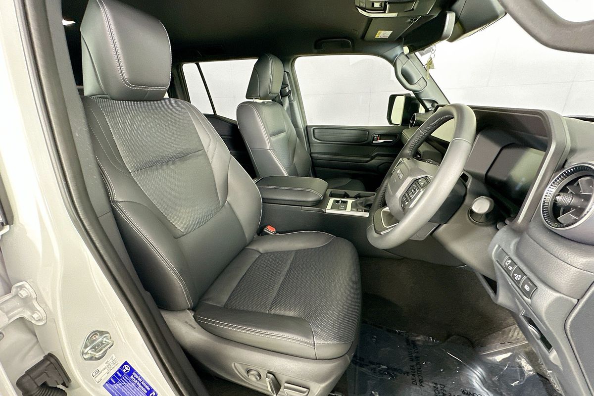 2025 Toyota LANDCRUISER PRADO VX FROSTED WHITE GDJ251R