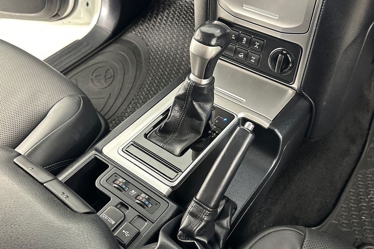 2021 Toyota LANDCRUISER PRADO GXL PREMIUM INTERIOR GDJ150R