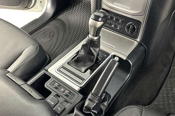 2021 Toyota LANDCRUISER PRADO GXL PREMIUM INTERIOR GDJ150R