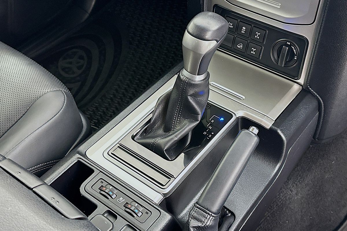 2021 Toyota LANDCRUISER PRADO GXL PREMIUM INTERIOR GDJ150R