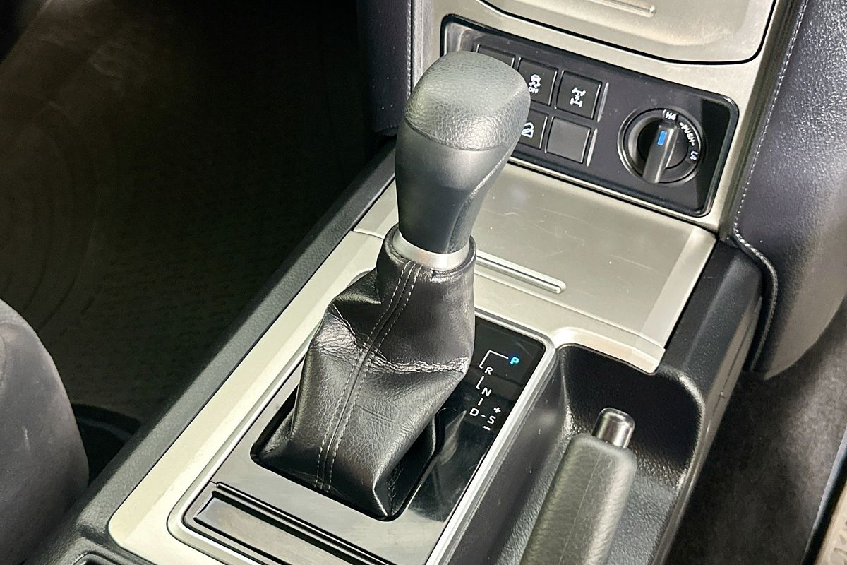 2022 Toyota LANDCRUISER PRADO GX 7 SEAT GDJ150R