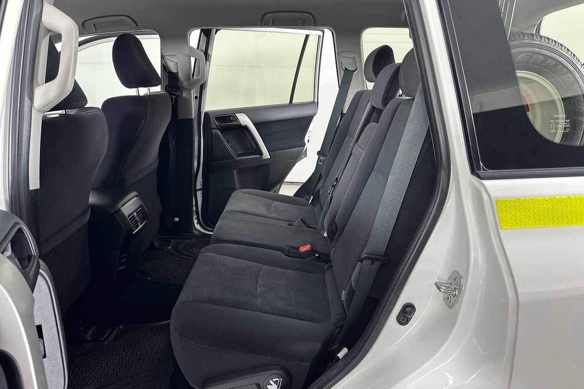 2023 Toyota LANDCRUISER PRADO GX 7 SEAT GDJ150R