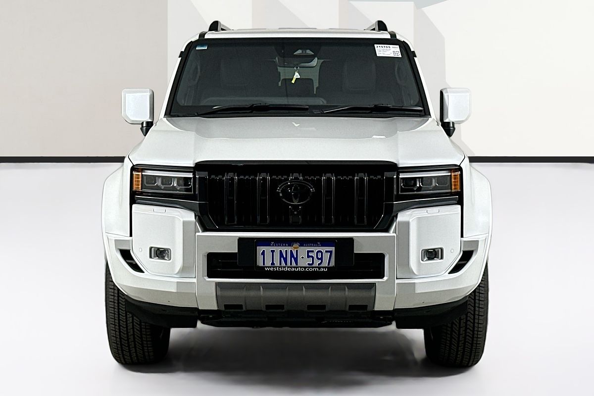 2025 Toyota LANDCRUISER PRADO VX FROSTED WHITE GDJ251R