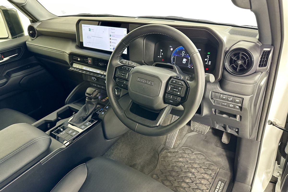 2025 Toyota LANDCRUISER PRADO GXL GDJ251R