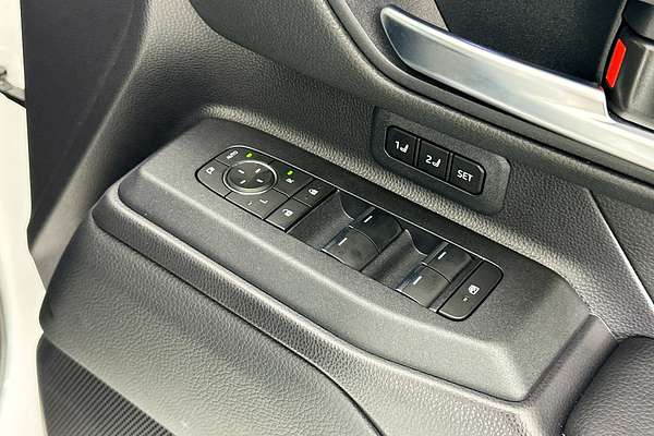 2025 Toyota LANDCRUISER PRADO VX FROSTED WHITE GDJ251R