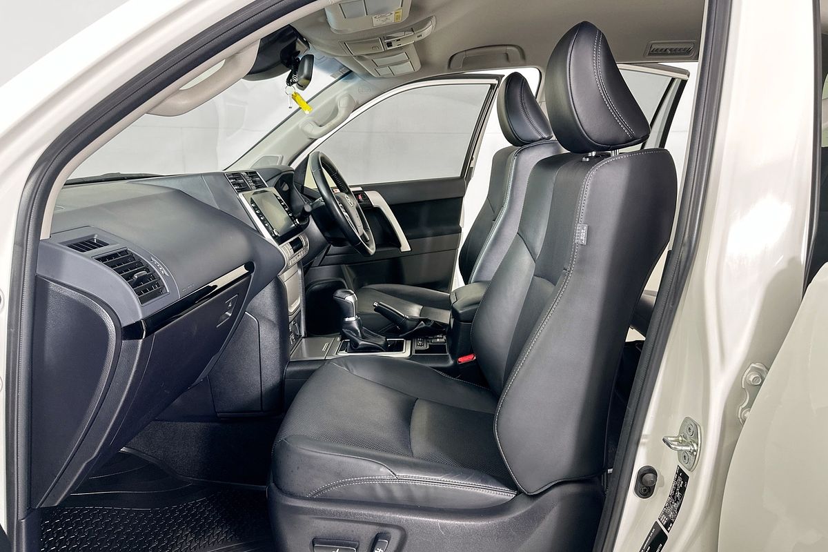 2023 Toyota LANDCRUISER PRADO GXL PREMIUM INTERIOR GDJ150R