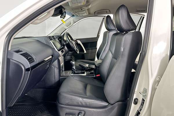 2023 Toyota LANDCRUISER PRADO GXL PREMIUM INTERIOR GDJ150R