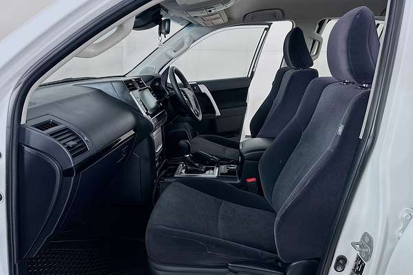 2022 Toyota Landcruiser Prado GX GDJ150R