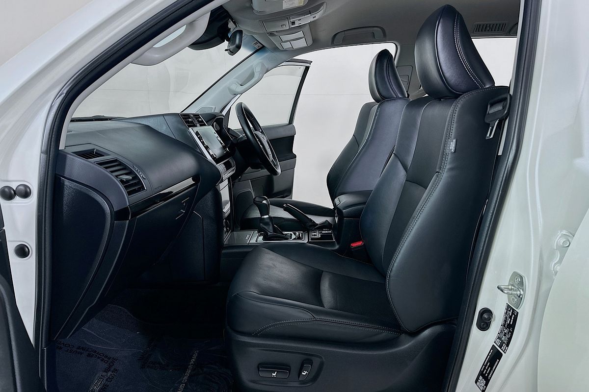 2021 Toyota LANDCRUISER PRADO GXL PREMIUM INTERIOR GDJ150R
