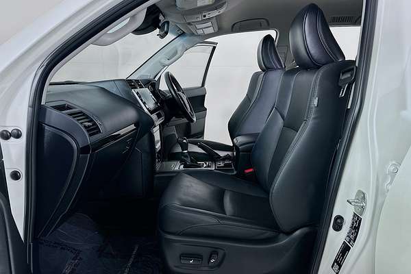 2021 Toyota LANDCRUISER PRADO GXL PREMIUM INTERIOR GDJ150R