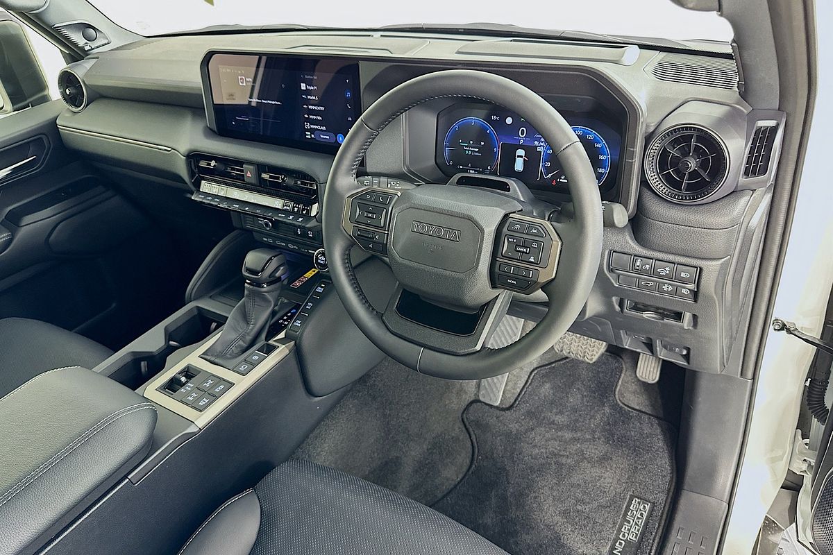 2025 Toyota LANDCRUISER PRADO ALTITUDE GDJ251R