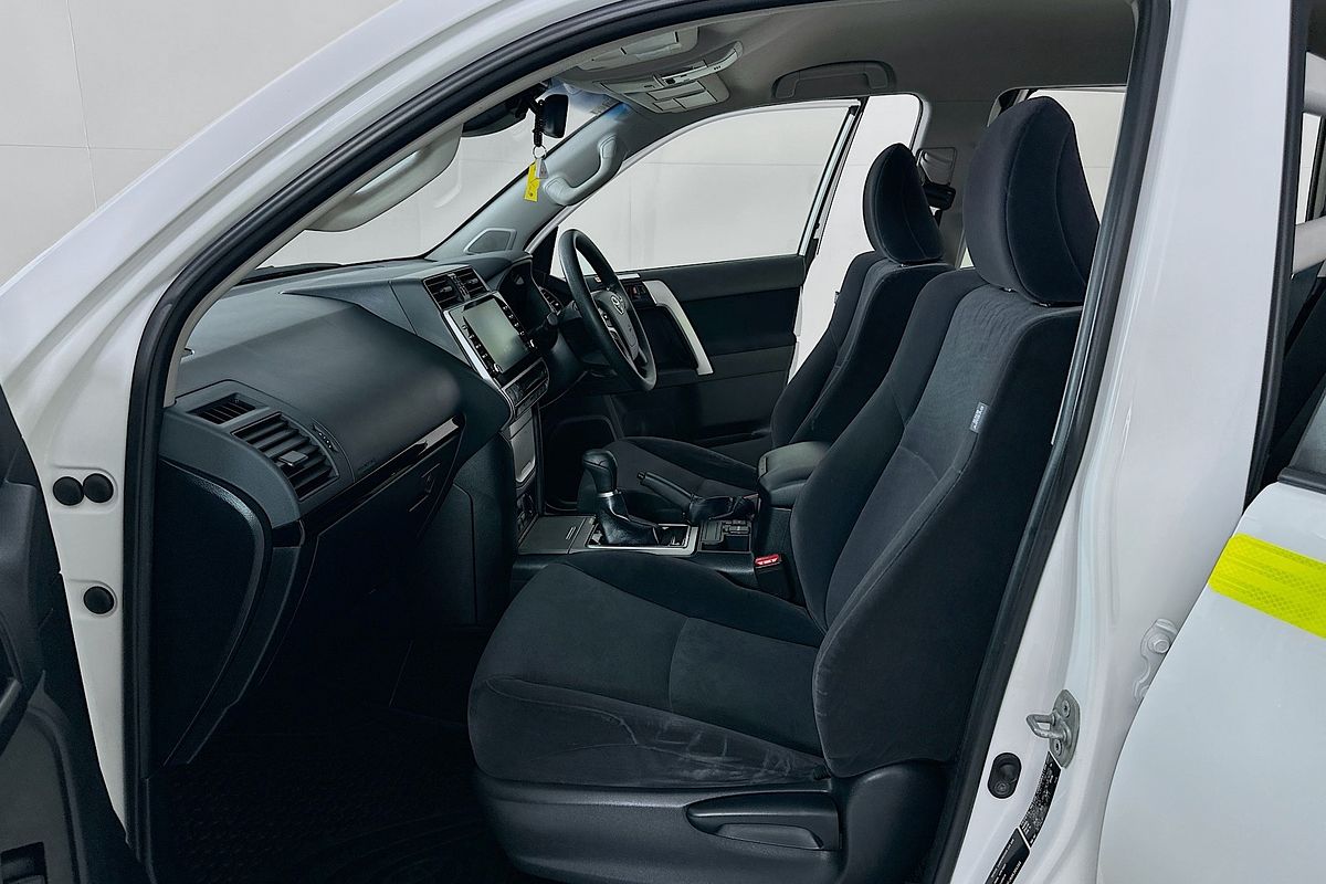 2023 Toyota LANDCRUISER PRADO GX GDJ150R