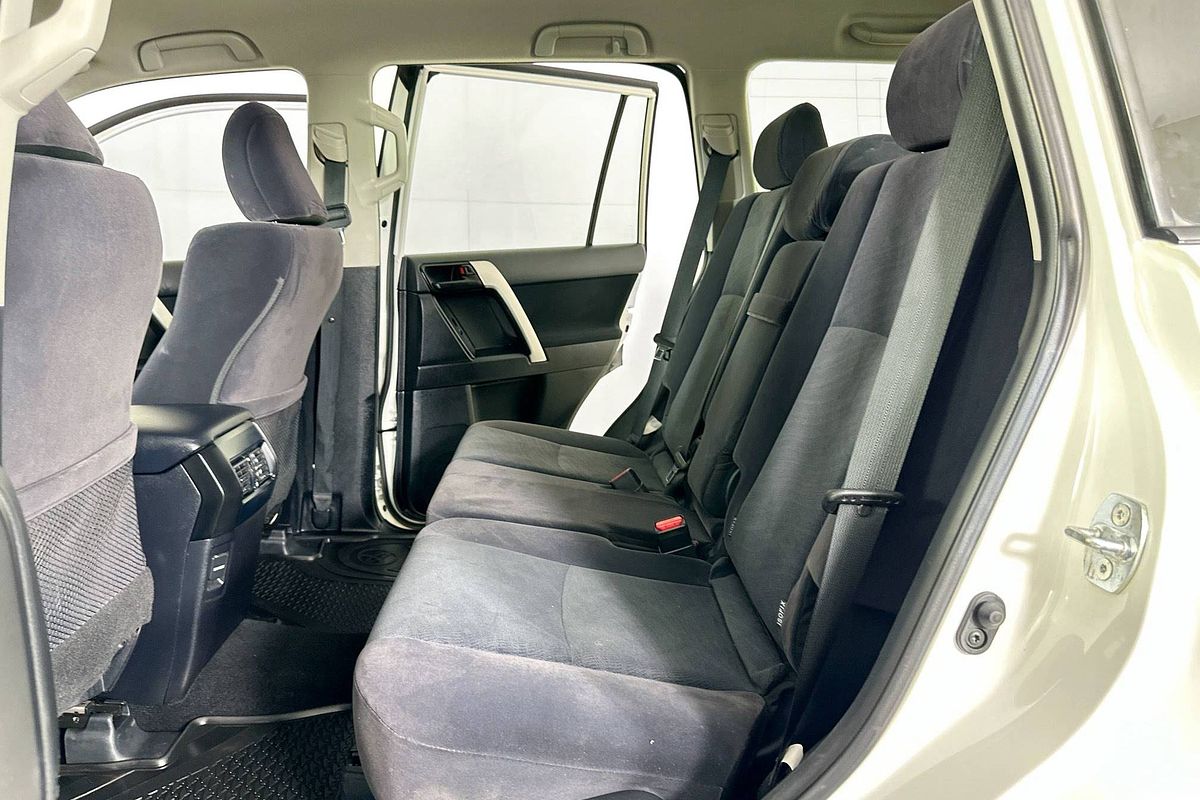 2022 Toyota LANDCRUISER PRADO GX 7 SEAT GDJ150R