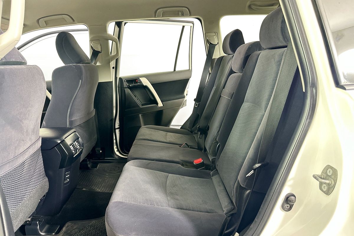 2022 Toyota LANDCRUISER PRADO GX 7 SEAT GDJ150R