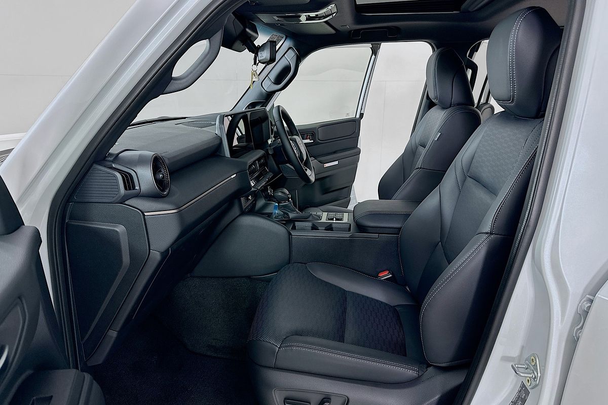 2025 Toyota LANDCRUISER PRADO ALTITUDE GDJ251R