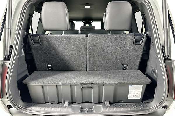 2025 Toyota LANDCRUISER PRADO VX FROSTED WHITE GDJ251R