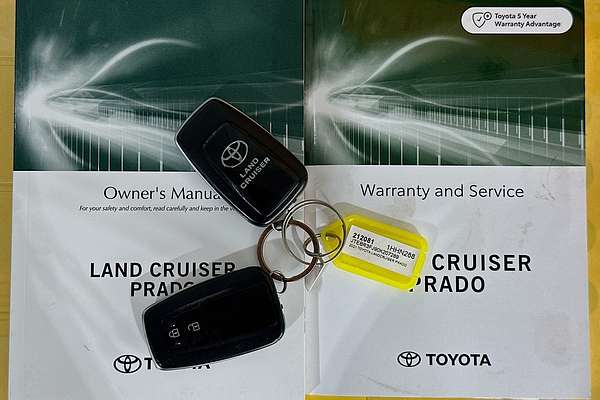 2021 Toyota LANDCRUISER PRADO GXL PREMIUM INTERIOR GDJ150R
