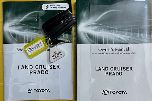 2023 Toyota LANDCRUISER PRADO GX GDJ150R