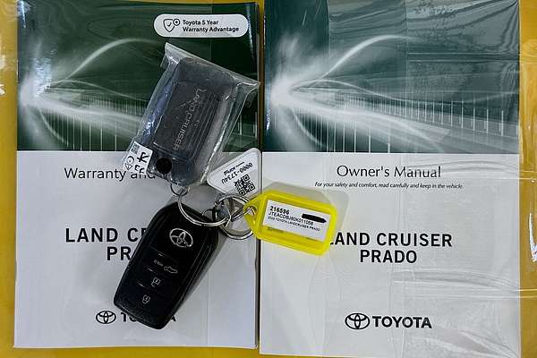 2025 Toyota LANDCRUISER PRADO ALTITUDE GDJ251R