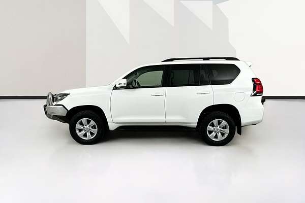 2022 Toyota LANDCRUISER PRADO GXL PREMIUM INTERIOR GDJ150R