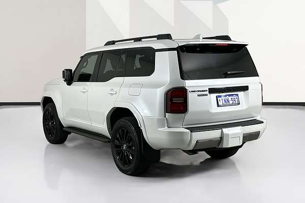 2025 Toyota LANDCRUISER PRADO VX FROSTED WHITE GDJ251R