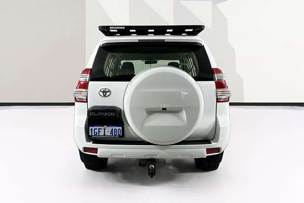2017 Toyota LANDCRUISER GX GDJ150R