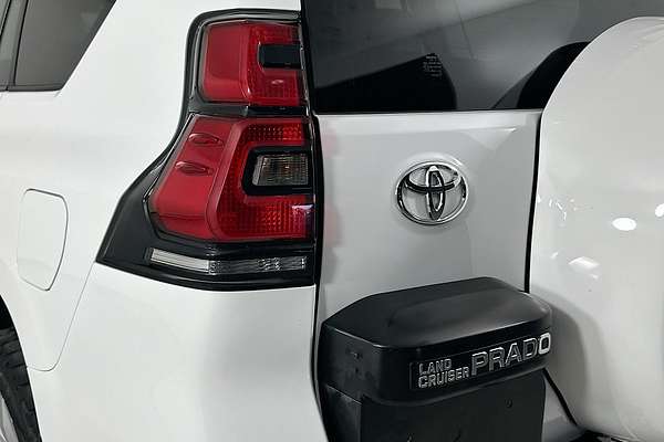 2022 Toyota LANDCRUISER PRADO GXL PREMIUM INTERIOR GDJ150R