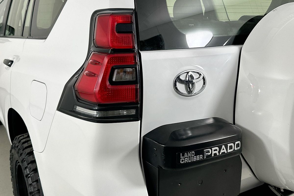 2022 Toyota LANDCRUISER PRADO GX 7 SEAT GDJ150R