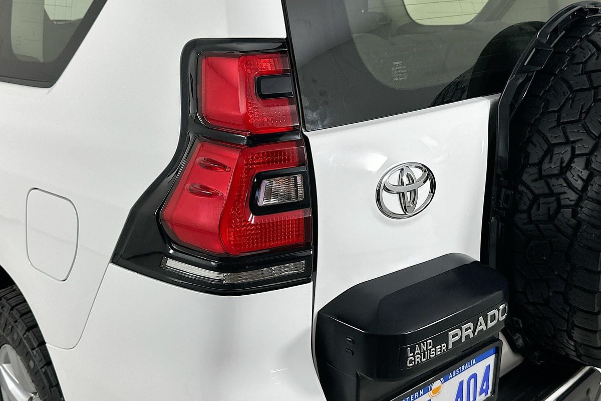 2022 Toyota LANDCRUISER PRADO GX 7 SEAT GDJ150R