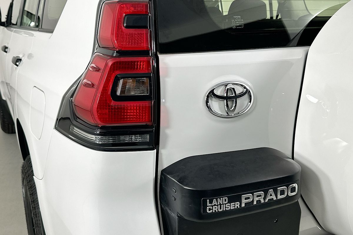 2022 Toyota LANDCRUISER PRADO GX GDJ150R