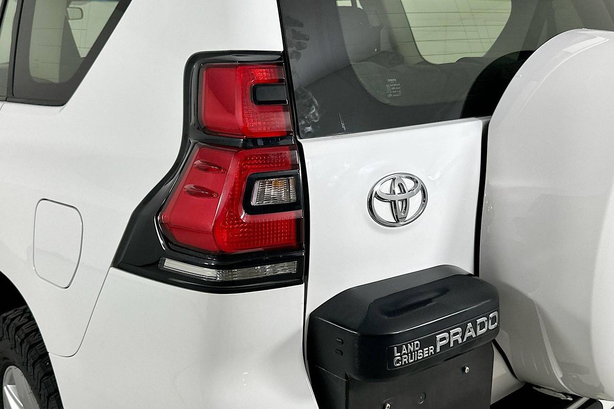 2022 Toyota LANDCRUISER PRADO GX 7 SEAT GDJ150R