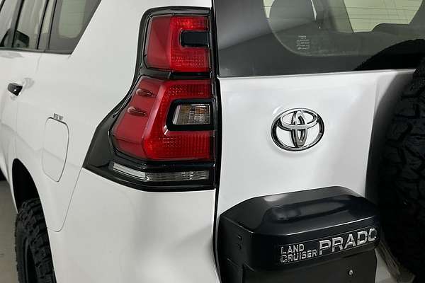 2022 Toyota LANDCRUISER PRADO GX 7 SEAT GDJ150R