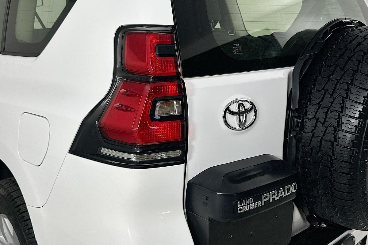 2022 Toyota LANDCRUISER PRADO GX 7 SEAT GDJ150R