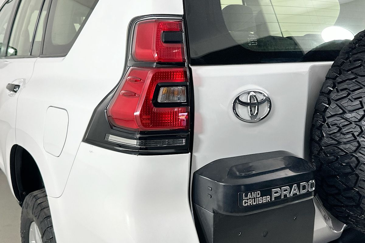 2022 Toyota LANDCRUISER PRADO GX 7 SEAT GDJ150R
